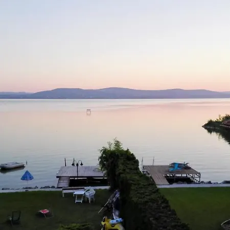 Szentmihalyi Apartment Balatonboglar